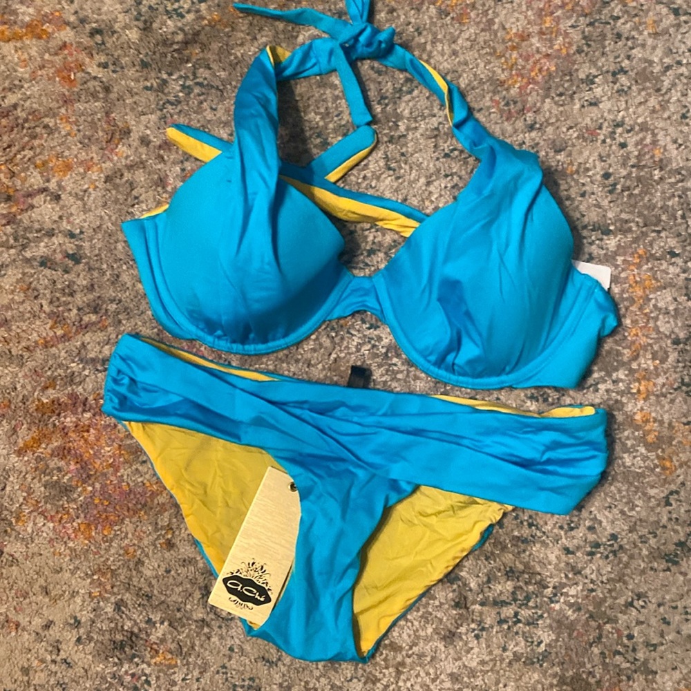 NWT A Che Bikini Swimsuit 34C Top S Bottom